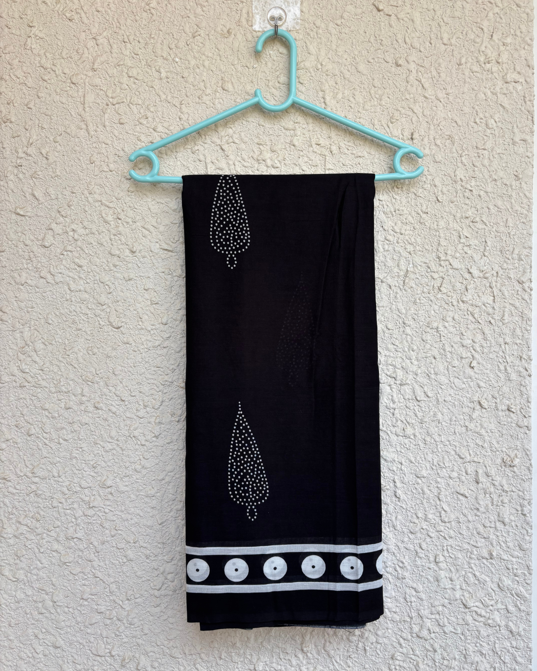 Elegant Black Cotton Printed Saree