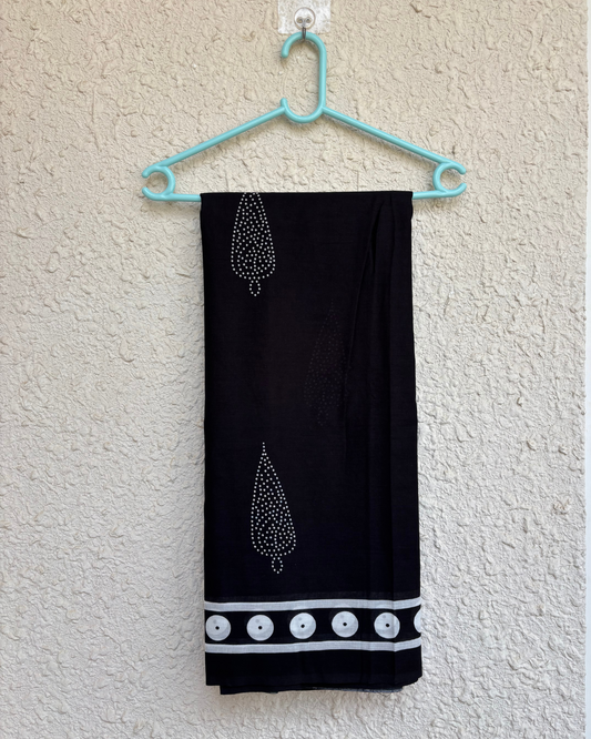 Elegant Black Cotton Printed Saree