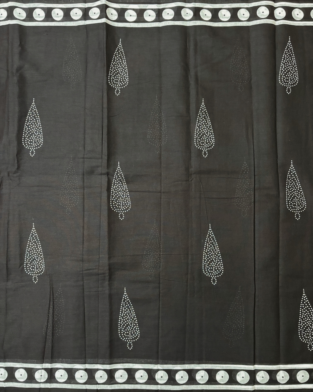 Elegant Black Cotton Printed Saree