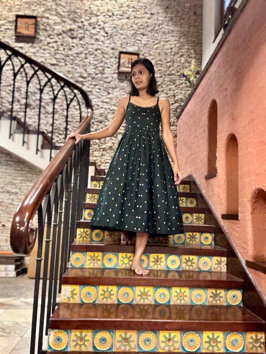 Bahar cotton Green Bandhani Strappy Dress